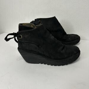 Fly London Yebi 37 us 6.5/7 Wedge Boots Womens Black Suede Slouch Ankle